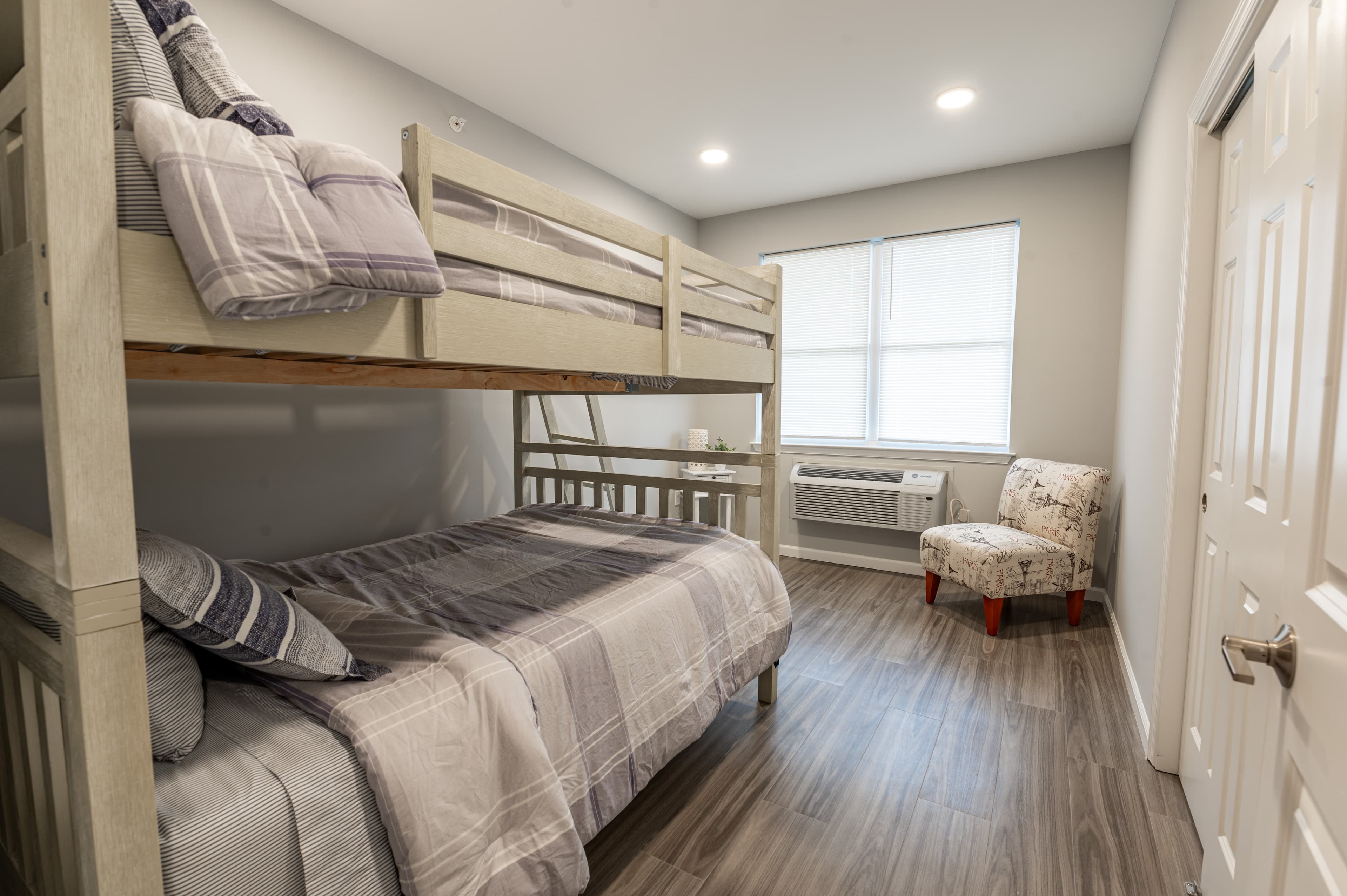 Jordan View Parke Apartments - 8